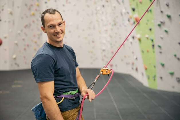 belayer-hero-05