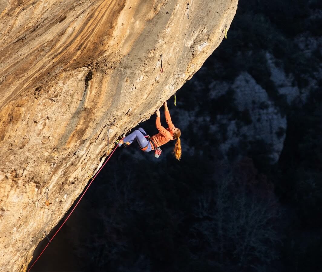 belayer-hero